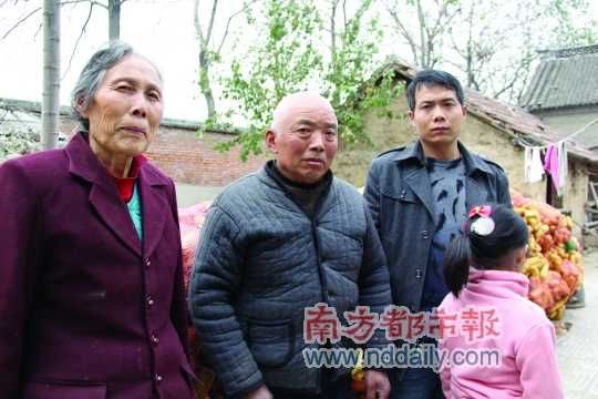 3年后，为6岁的女儿寻找收养家庭成为他最大的心病。