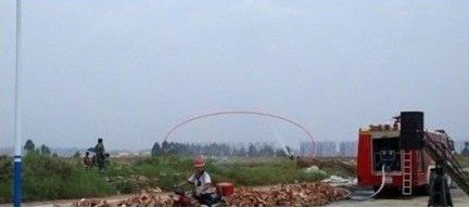 官员丑陋行径：贪污淫乱讲排场