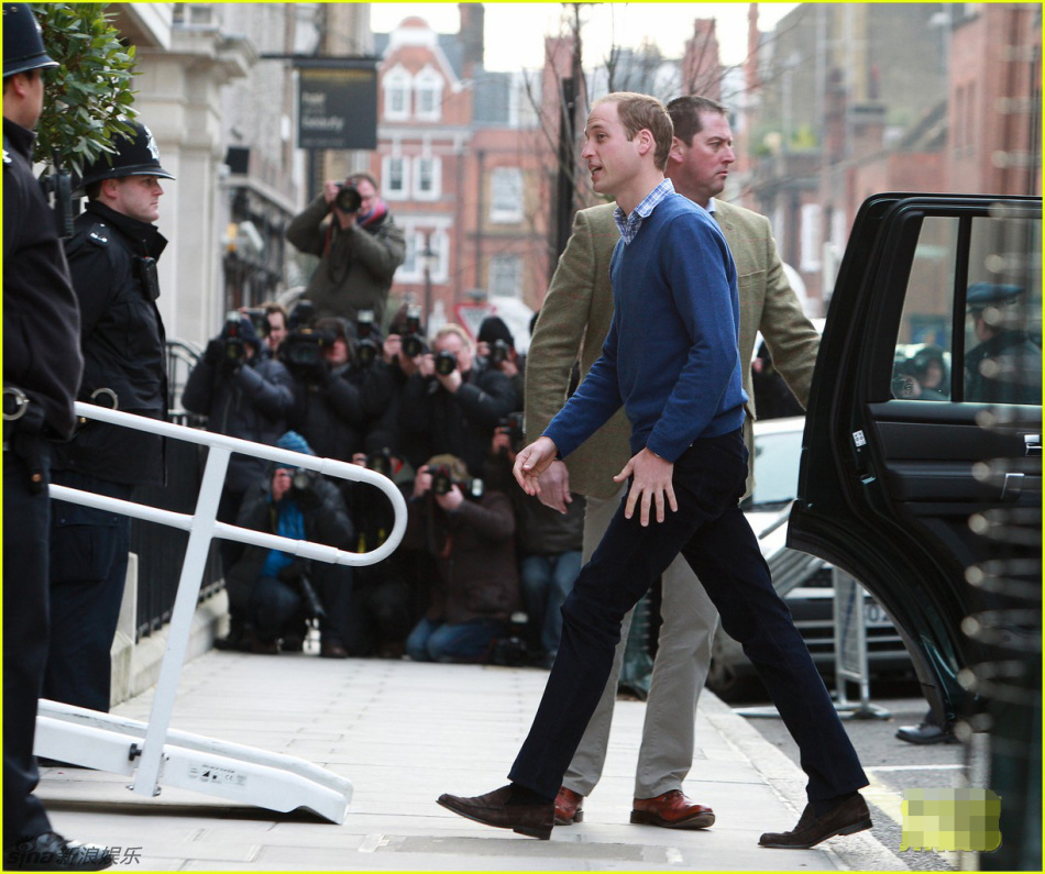 凯特王妃怀孕后亮相