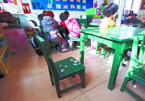 六岁女童遭集装箱车碾轧身亡 肇事司机被控制