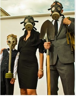 视频截图:吉拉德发表“世界末日”讲话。