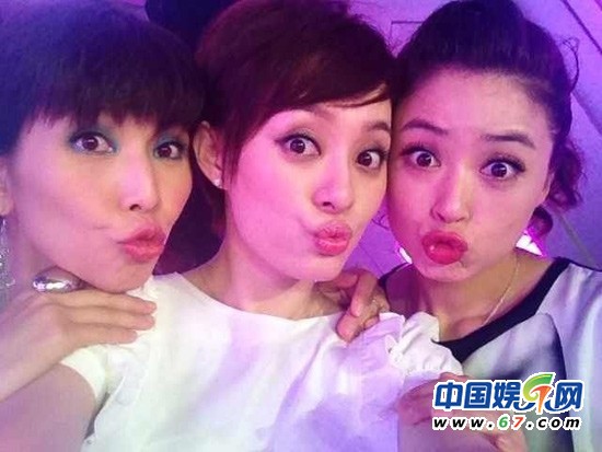 《甄嬛传》皇后华妃甄嬛齐卖萌 蔡少芬孙俪蒋欣美艳