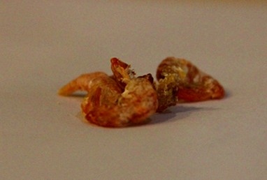 青岛高价海米色泽鲜红 疑添化学色素危害健康