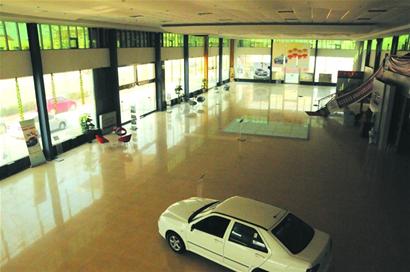 合格证被扣 买车难上路 合格证被扣 买车难上路