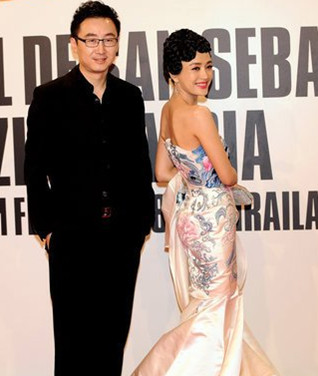 女星搭导演内幕：徐帆恋情传奇 嫁冯小刚名利双收