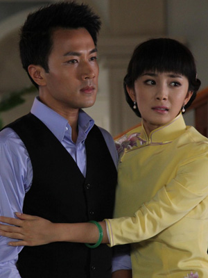 杨幂独自亮相否认情变：与刘恺威天天都有通电话(图)