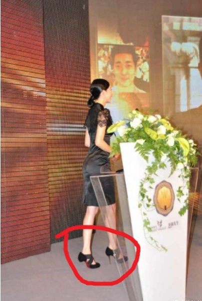 张俪被赞“淡定姐”