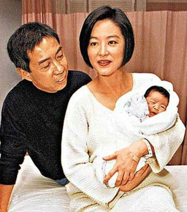 女星继母生活揭秘