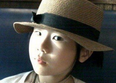 王菲前夫窦唯陪酒筹钱为女庆生 李宗盛纵容女儿私奔