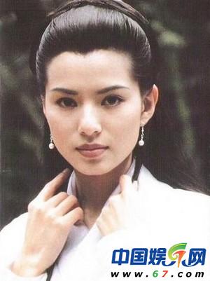 李若彤消瘦变脸表情僵硬 小龙女显老态粉丝唏嘘(图)