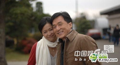 揭秘被成龙大哥强吻过的明星 男女通吃口味重