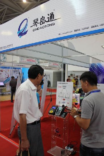 琴岛通董事长张波:明年有望实现刷卡乘车全八折