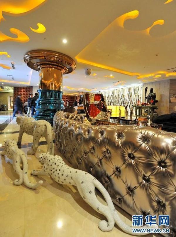 小沈阳参股高档酒吧内景曝光 私密包间可供百人同欢