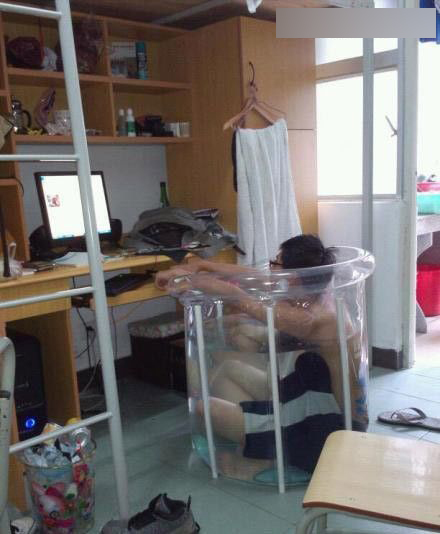 给跪了！网络上的大神你们都学不来