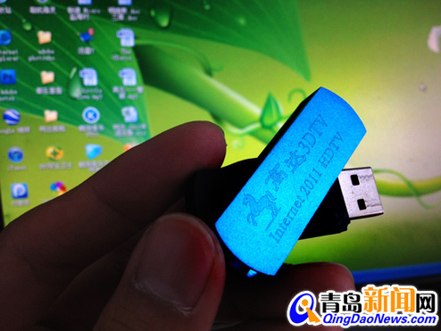 万能电视棒号称收看上千台 能看成人视频