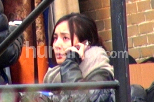 杨幂探班刘恺威 片场当众拥抱热吻羡煞众人