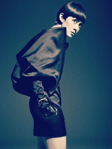 孙俪晒霸气写真。