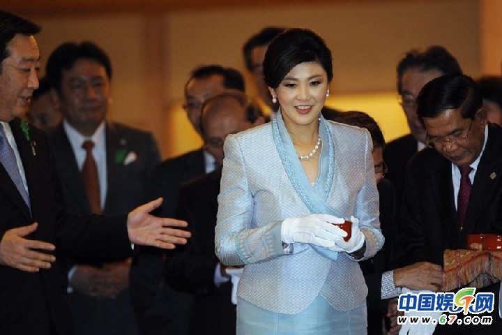 美女总理出镜如明星