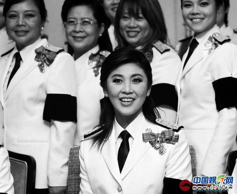 美女总理出镜如明星