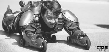 成龙买保险无人敢受理