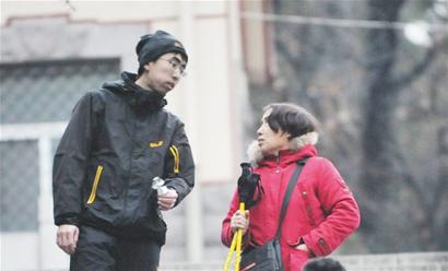 兵分三路踏雪进崂山再找8小时 老高生还要靠奇迹 兵分三路踏雪进崂山再找8小时 老高生还要靠奇迹