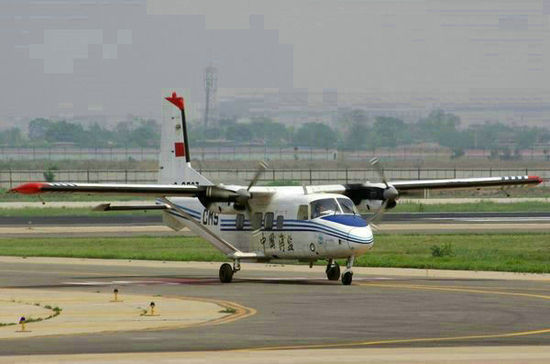 中国海监巡逻机飞向钓鱼岛海域遭日方拦截