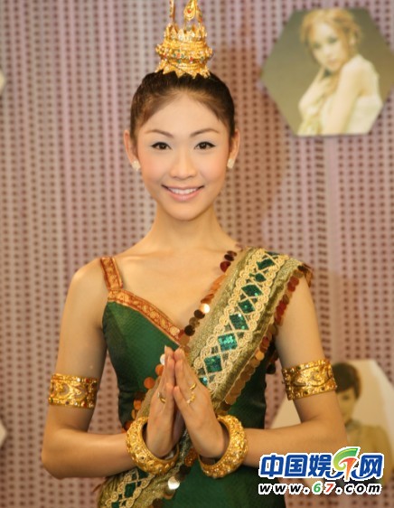 Rose人妖因《泰囧》爆红曾是“人妖皇后” 男友系东北小伙