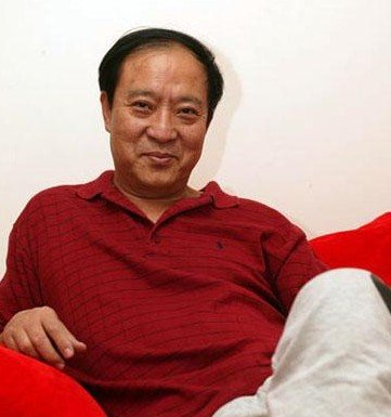 传牛群与妻子年初已离婚：聚少离多 07年离婚