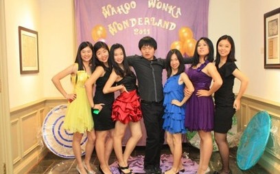 曝牛群07年已离婚情史揭秘 26岁儿子近照曝光(组图)