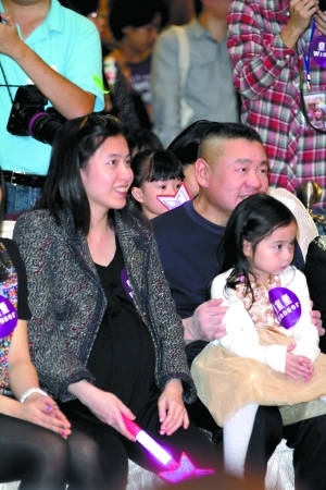 刘銮雄得贵子 欲爱女7400万钻石