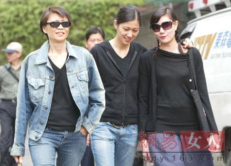 图揭领导人千金