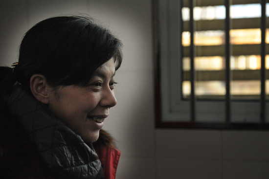 美貌厂花精神失常流浪街头 丈夫曾养小三