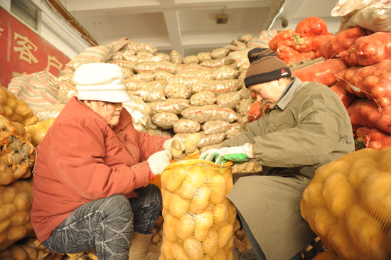 青岛气温下降菜价飙升 部分蔬菜价格涨三成