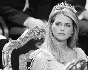 最美公主下嫁投资“金童”