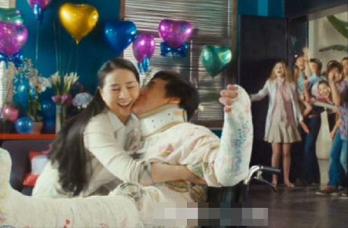 成龙热吻林凤娇