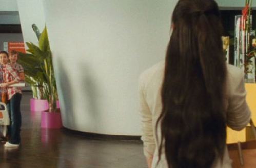 成龙热吻林凤娇