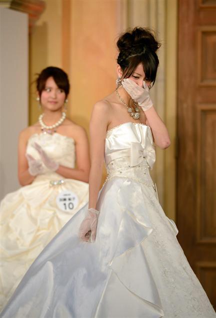 日本校花大赛21岁女生高桥加奈代封后