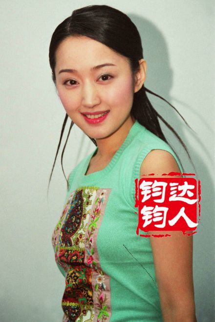 杨钰莹12年前青涩照海量曝光 不老神话41岁再现童颜