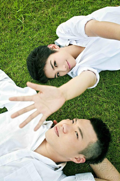 黄奕和圈外男友黄毅清