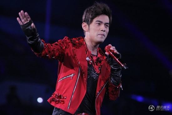 2013跨年晚会明星造型点评