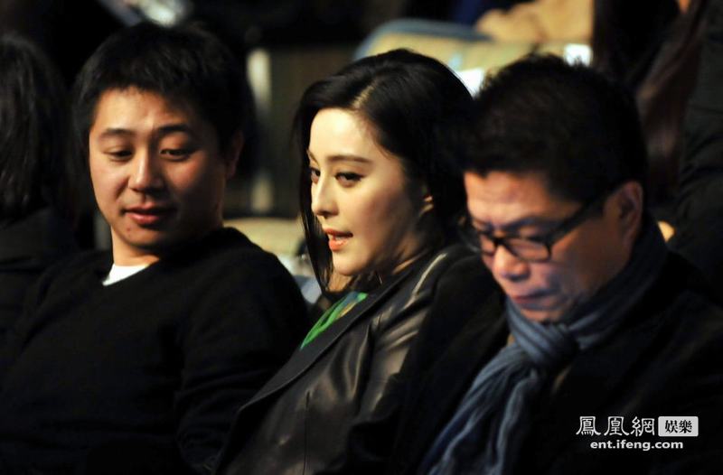 范冰冰巧遇王中军媚态百生