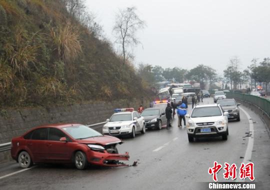 事故现场之一。 蒲雪峰 摄
