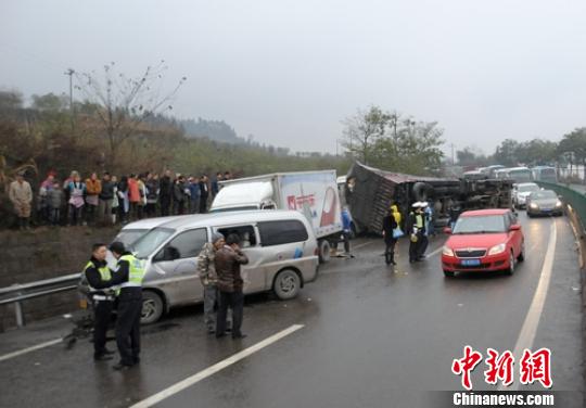 事故现场之一。 蒲雪峰 摄