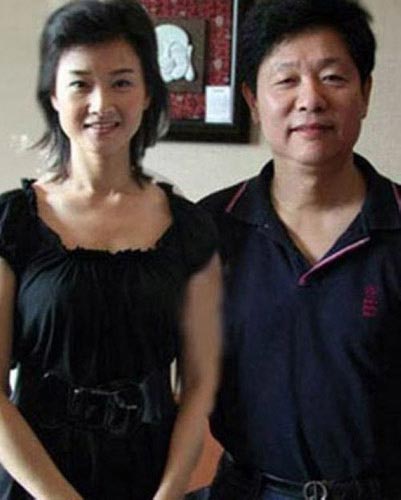 宋祖英自曝和老公一见钟情 与赵本山秘照曝光