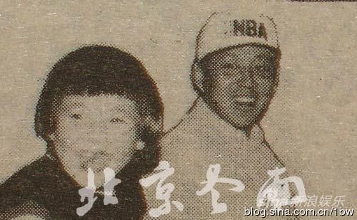 58岁陈道明与28岁女儿罕见合影 陈格为越剧团演员