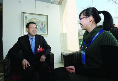 去年在31个项目中落实2.4万套保障房源并全部开工建设 去年在31个项目中落实2.4万套保障房源并全部开工建设