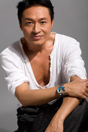 马景涛一家五口晒温馨 继母吴佳妮与马世媛关系似闺蜜