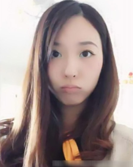 马景涛一家五口晒温馨 继母吴佳妮与马世媛关系似闺蜜