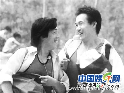 郑嘉颖唱歌 黄渤教舞蹈 揭一线男星入行真实身份