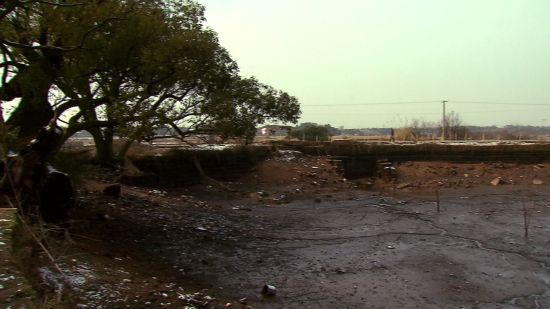 江西致11死校车事故现场